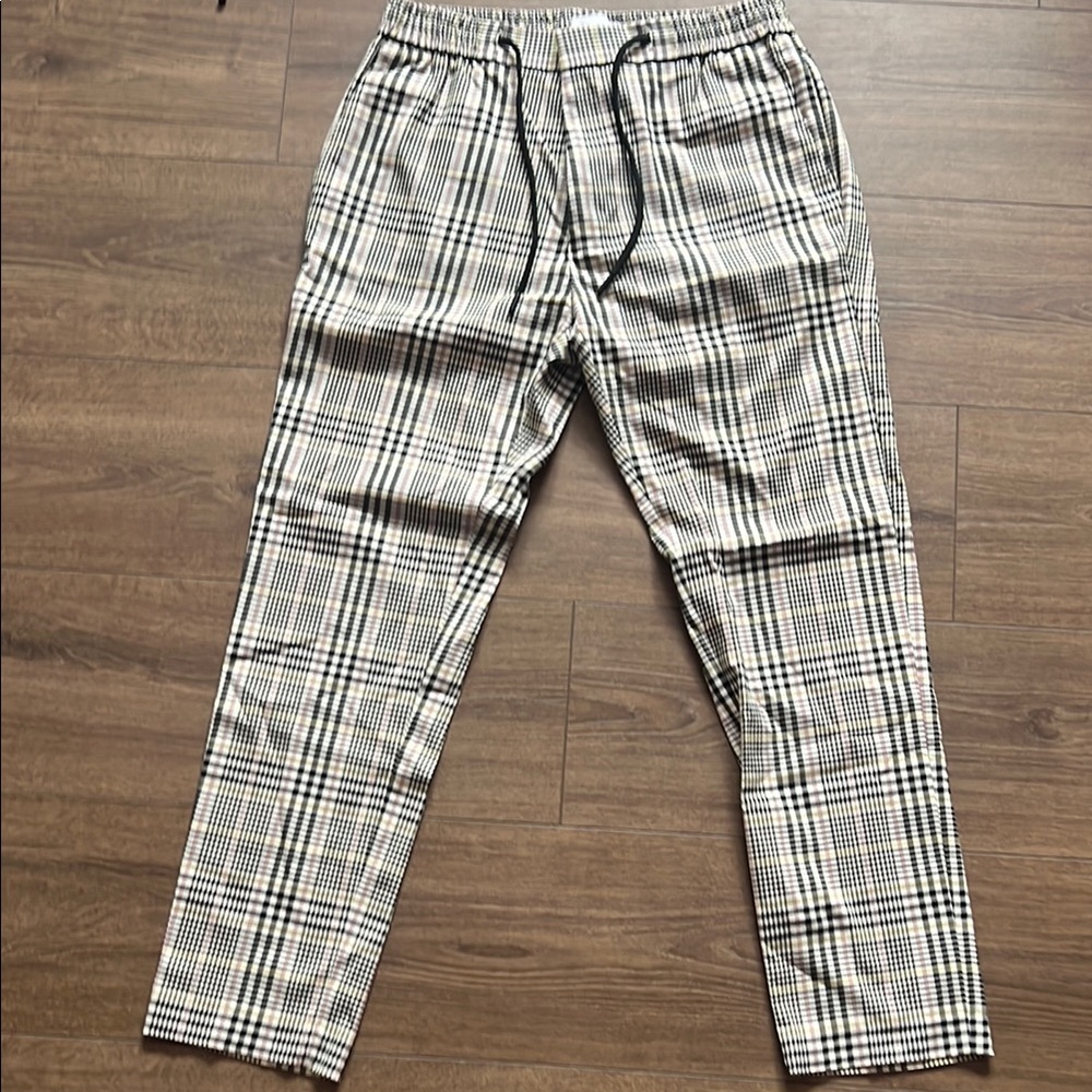 Black and White Joggers with Elastic Waistband